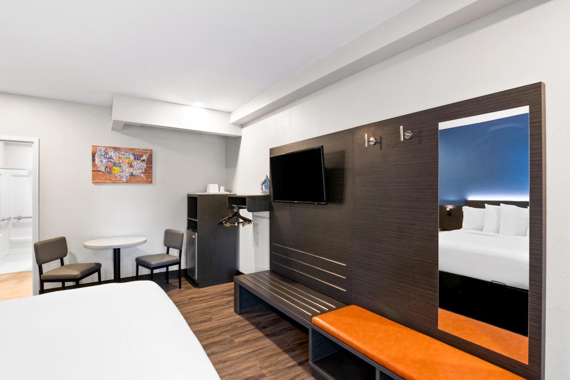 Econo Lodge Bethel - Danbury Екстериор снимка